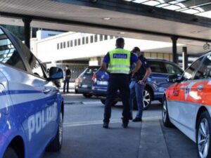 Inchiesta: "Cucciolo KFT" di Gianfranco Pepe - Traffico di cani malati, frodi doganali e rischi zoonosici in Svizzera